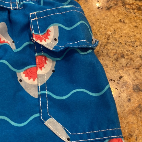 Toddler swim trunks - Picture 2 of 4